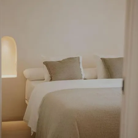 Blau - Mediterranean Living