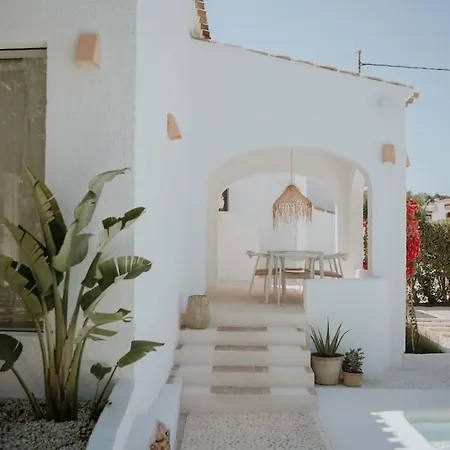 Blau - Mediterranean Living Villa *
